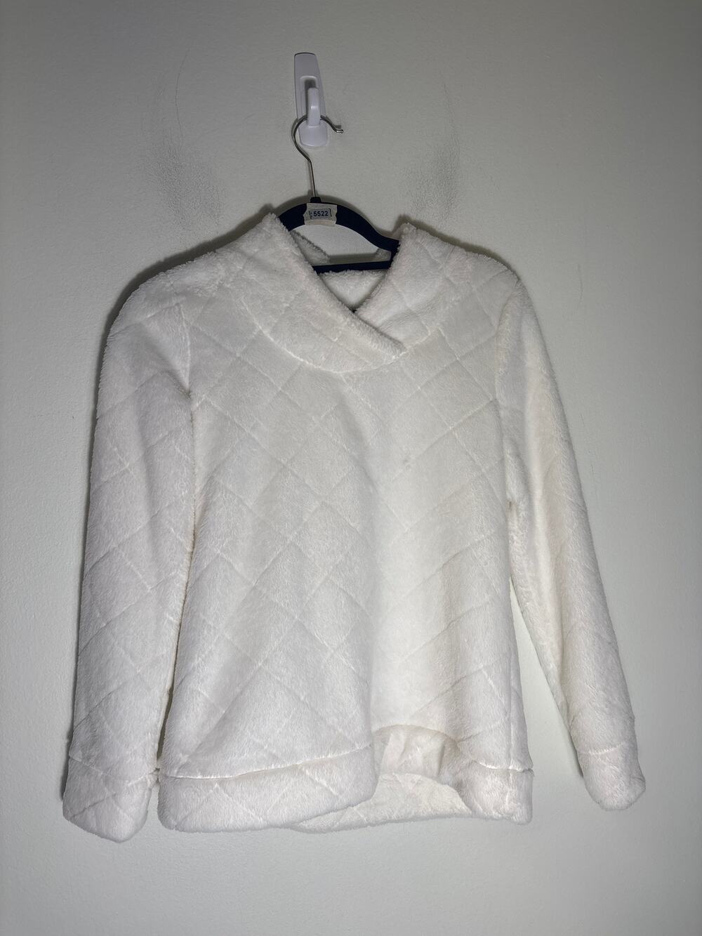 Talbot's White Long Sleeve Faux Fur Pullover Sz P
